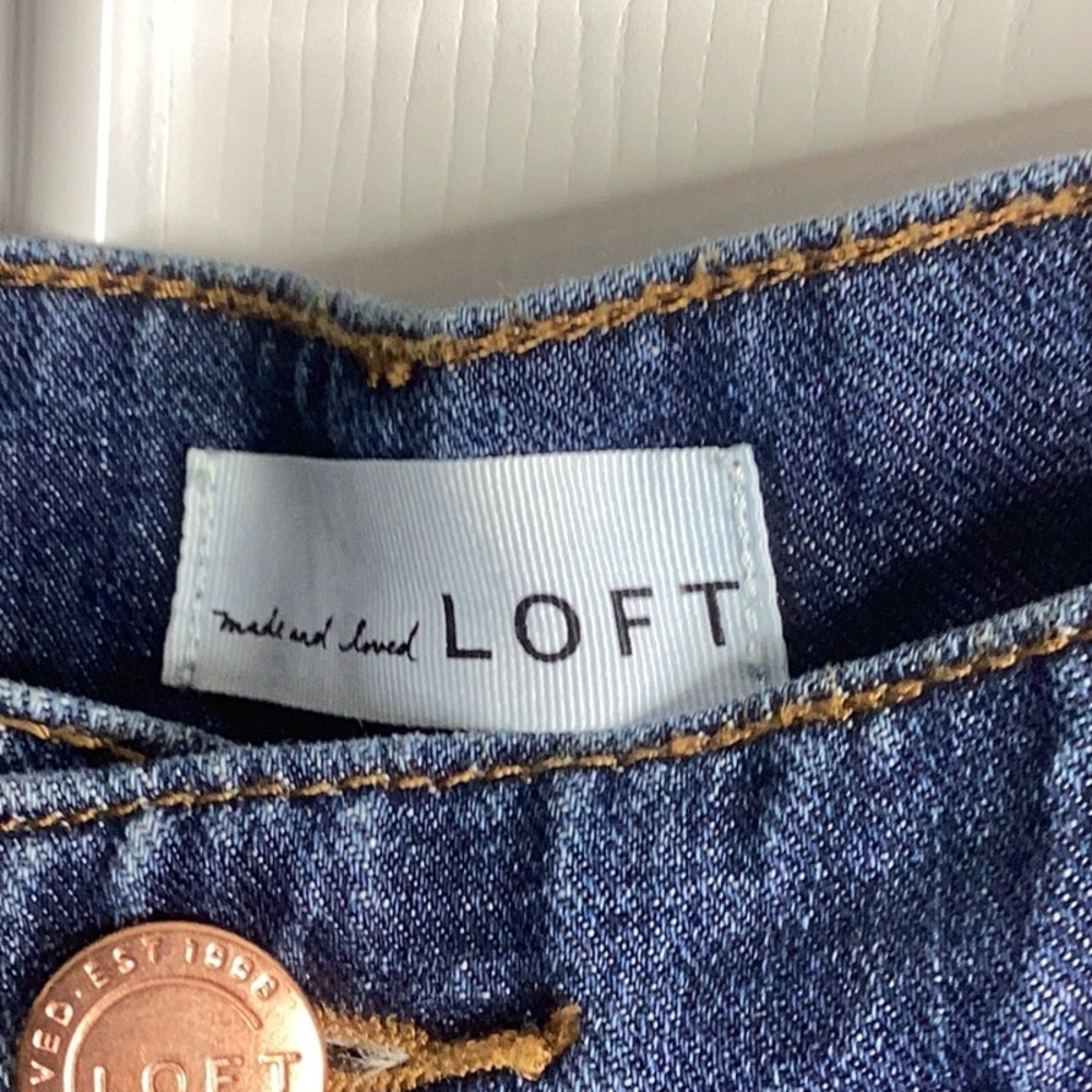 LOFT Dark Blue Wide Leg Crop 25 0 - Picture 2 of 6